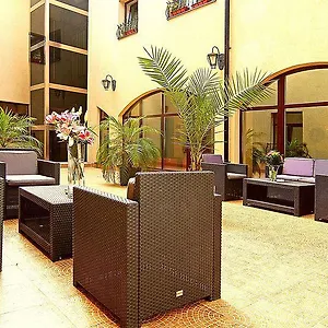 Hotel Trianon, Bucarest